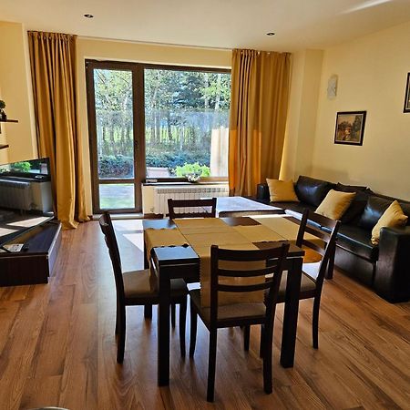 Terra Komplex D3 - Private Apartment - Golf, Skiing & Spa Разлог Экстерьер фото