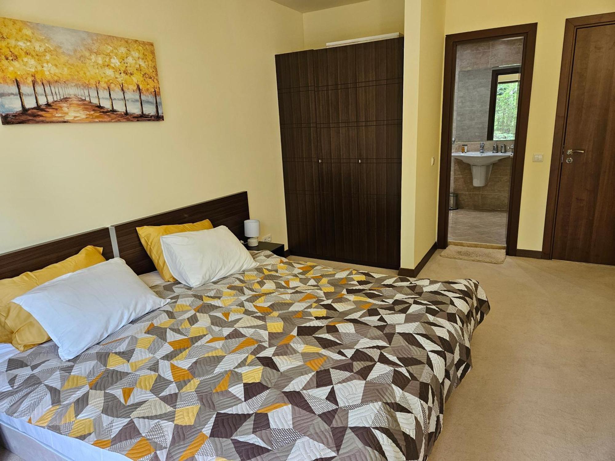 Terra Komplex D3 - Private Apartment - Golf, Skiing & Spa Разлог Экстерьер фото